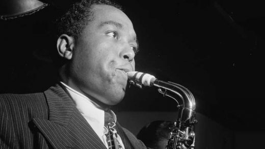 Merayakan 100 Tahun Charlie Parker, Inovator Yang Mengubah Music Jazz